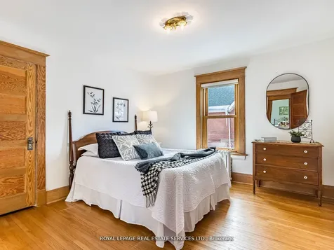 32 Wellington Street E Brampton ON L6W 1Y4