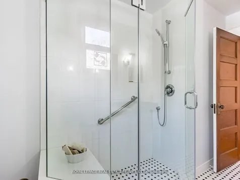 32 Wellington Street E Brampton ON L6W 1Y4