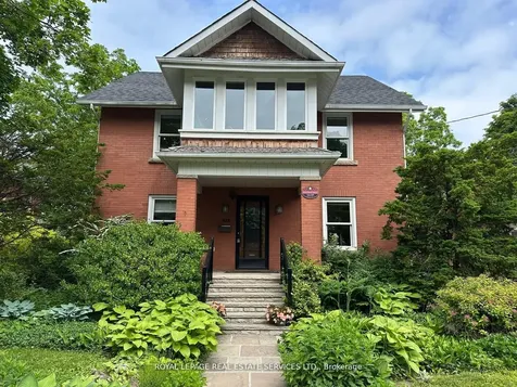 32 Wellington Street E Brampton ON L6W 1Y4