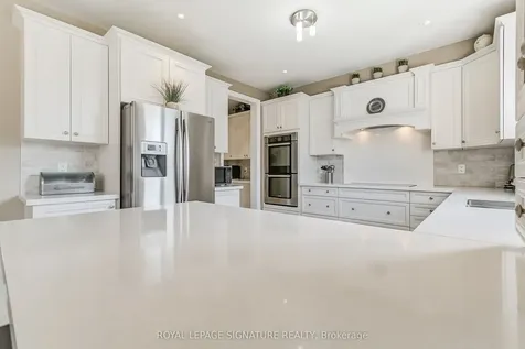 18 Flanders Road Brampton ON L6X 0W4