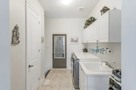 18 Flanders Road Brampton ON L6X 0W4