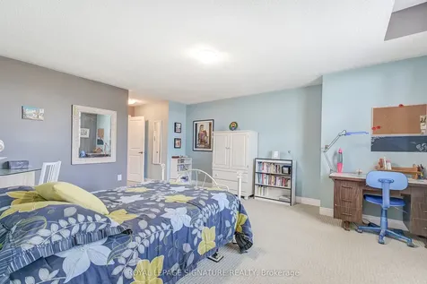 18 Flanders Road Brampton ON L6X 0W4