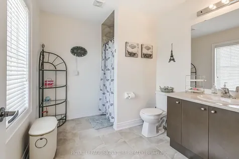 18 Flanders Road Brampton ON L6X 0W4