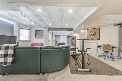 18 Flanders Road Brampton ON L6X 0W4