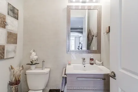 18 Flanders Road Brampton ON L6X 0W4