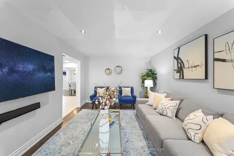 19 Jaffa Drive Brampton ON L6S 4C7