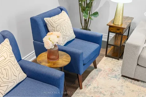 19 Jaffa Drive Brampton ON L6S 4C7