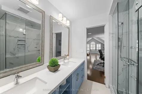 19 Jaffa Drive Brampton ON L6S 4C7