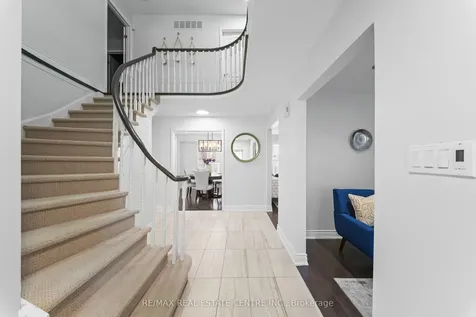 19 Jaffa Drive Brampton ON L6S 4C7