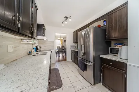 6 Howard Court Brampton ON L6Z 3B4