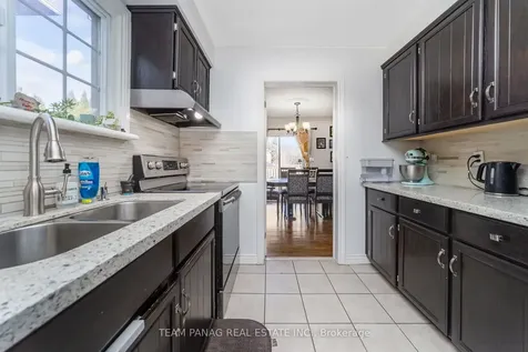 6 Howard Court Brampton ON L6Z 3B4