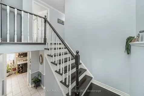 6 Howard Court Brampton ON L6Z 3B4