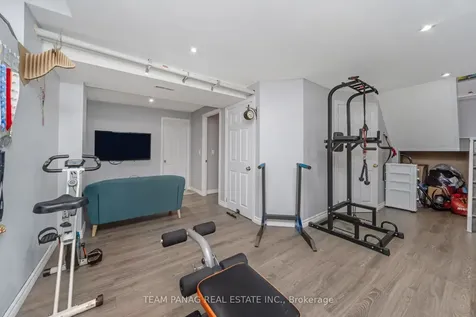 6 Howard Court Brampton ON L6Z 3B4