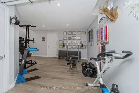 6 Howard Court Brampton ON L6Z 3B4