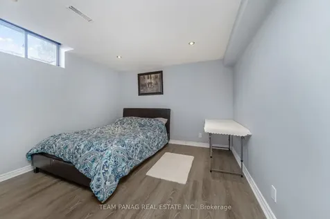 6 Howard Court Brampton ON L6Z 3B4