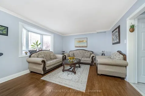 6 Howard Court Brampton ON L6Z 3B4