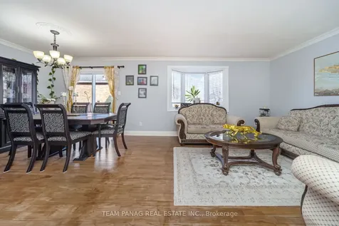 6 Howard Court Brampton ON L6Z 3B4