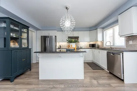 49 Lothbury Drive Brampton ON L7A 4G6