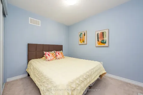 49 Lothbury Drive Brampton ON L7A 4G6