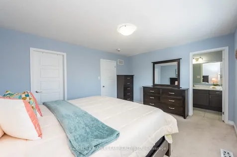 49 Lothbury Drive Brampton ON L7A 4G6