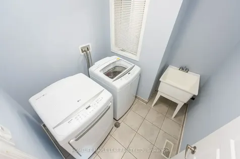 49 Lothbury Drive Brampton ON L7A 4G6