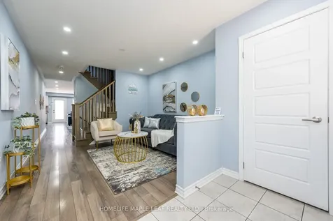 49 Lothbury Drive Brampton ON L7A 4G6