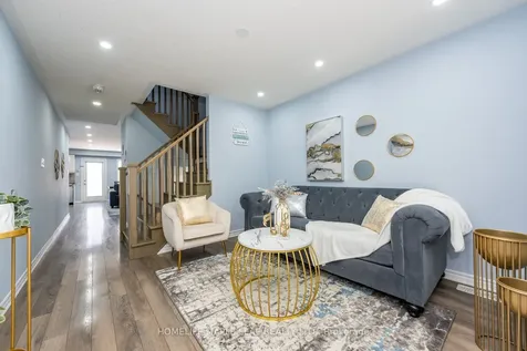 49 Lothbury Drive Brampton ON L7A 4G6