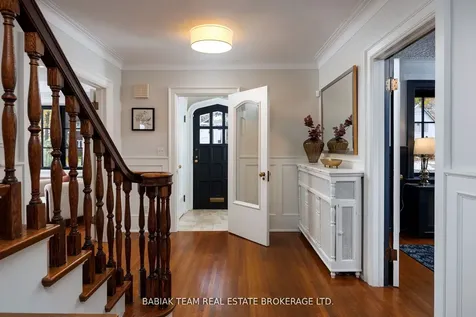 35 Baby Point Crescent Toronto ON M6S 2B7