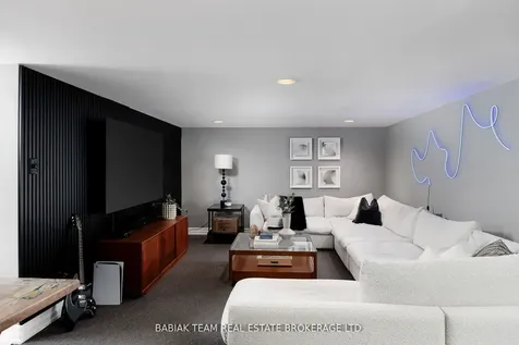 35 Baby Point Crescent Toronto ON M6S 2B7