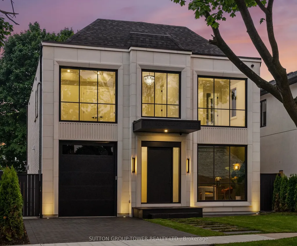 121 Edgecroft Road Toronto ON M8Z 2C2