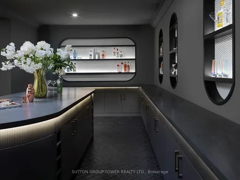 121 Edgecroft Road Toronto ON M8Z 2C2