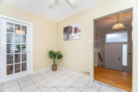 41 Kimbark Drive Brampton ON L6X 2A3