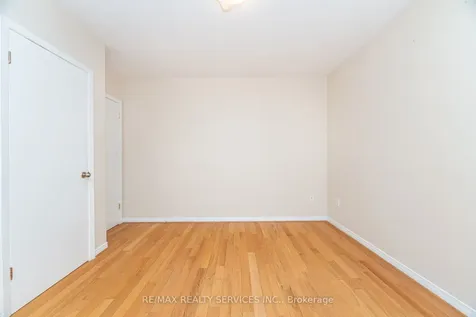 41 Kimbark Drive Brampton ON L6X 2A3