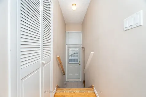 41 Kimbark Drive Brampton ON L6X 2A3