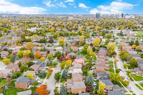 41 Kimbark Drive Brampton ON L6X 2A3