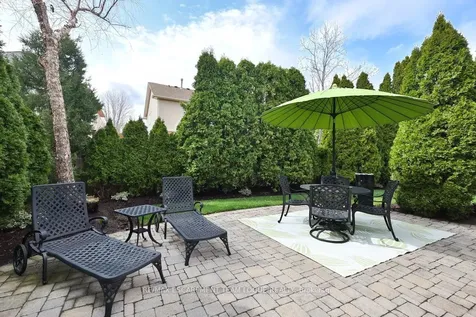 2182 Turnberry Road Burlington ON L7M 4P9