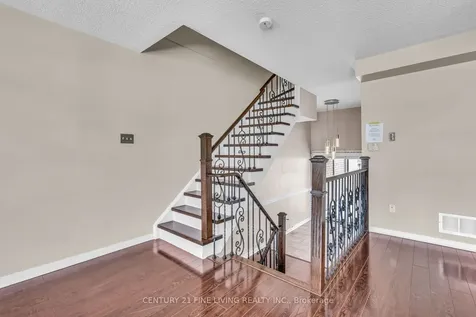 209 Provincial Place Brampton ON L6S 6C1