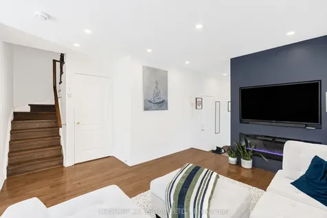 129 Sugarhill Drive Brampton ON L7A 3X4