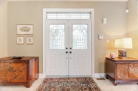 37 Links Lane Brampton ON L6Y 5H2