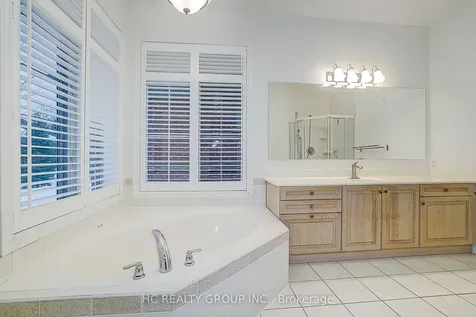 2175 Stavebank Road Mississauga ON L5C 1T3
