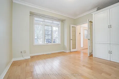 2175 Stavebank Road Mississauga ON L5C 1T3