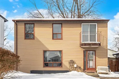 4 Huntington Court Brampton ON L6S 1S4