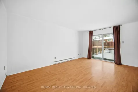 4 Huntington Court Brampton ON L6S 1S4