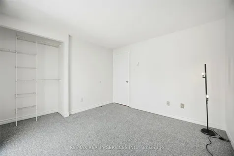 4 Huntington Court Brampton ON L6S 1S4