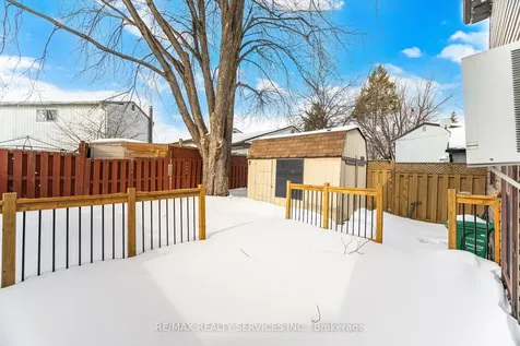 4 Huntington Court Brampton ON L6S 1S4