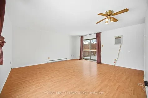 4 Huntington Court Brampton ON L6S 1S4