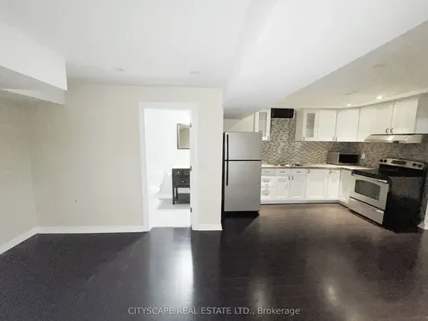 5476 Freshwater Drive Mississauga ON L5M 0J8
