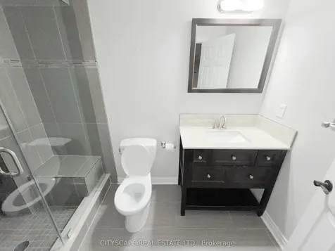 5476 Freshwater Drive Mississauga ON L5M 0J8