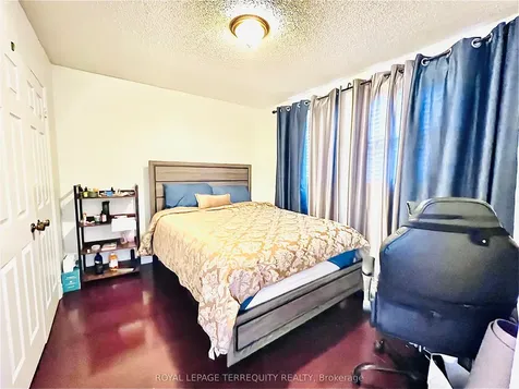 531 Loretta Court Mississauga ON L5B 3S2
