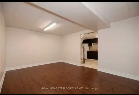 531 Loretta Court Mississauga ON L5B 3S2